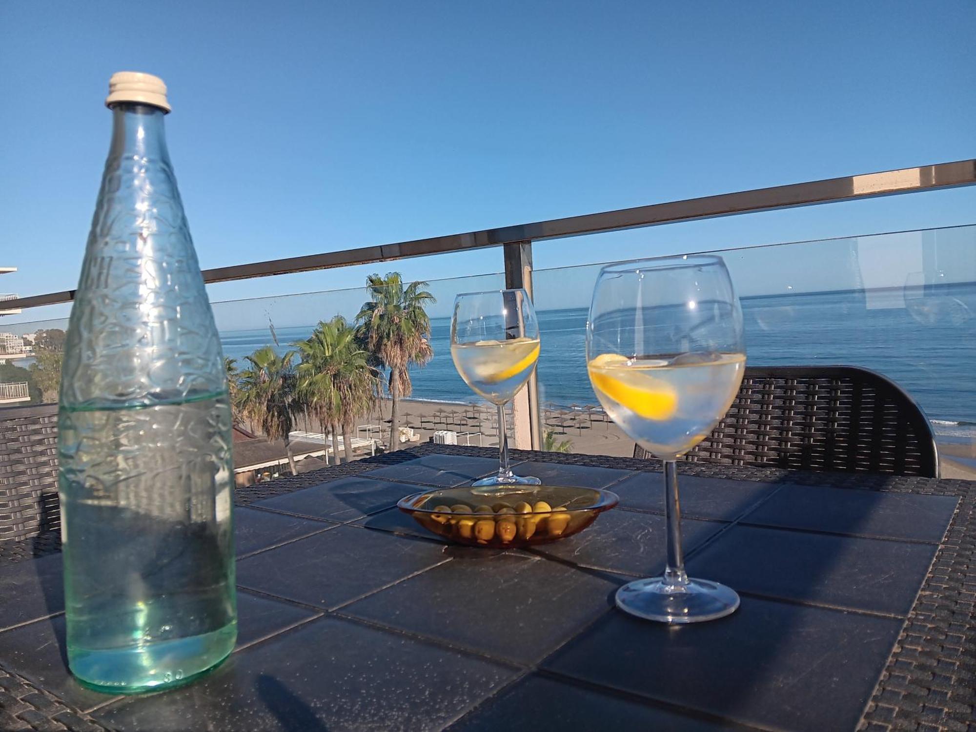 Alojamiento Iberia Playa Estepona Zewnętrze zdjęcie