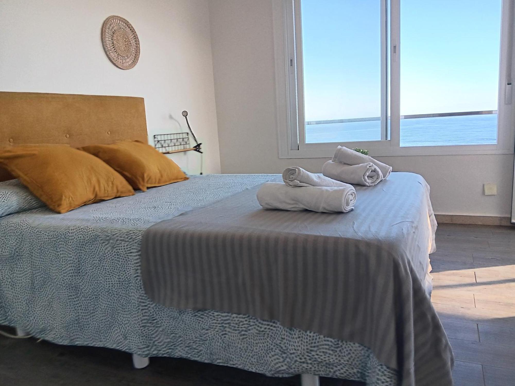 Alojamiento Iberia Playa Estepona Zewnętrze zdjęcie